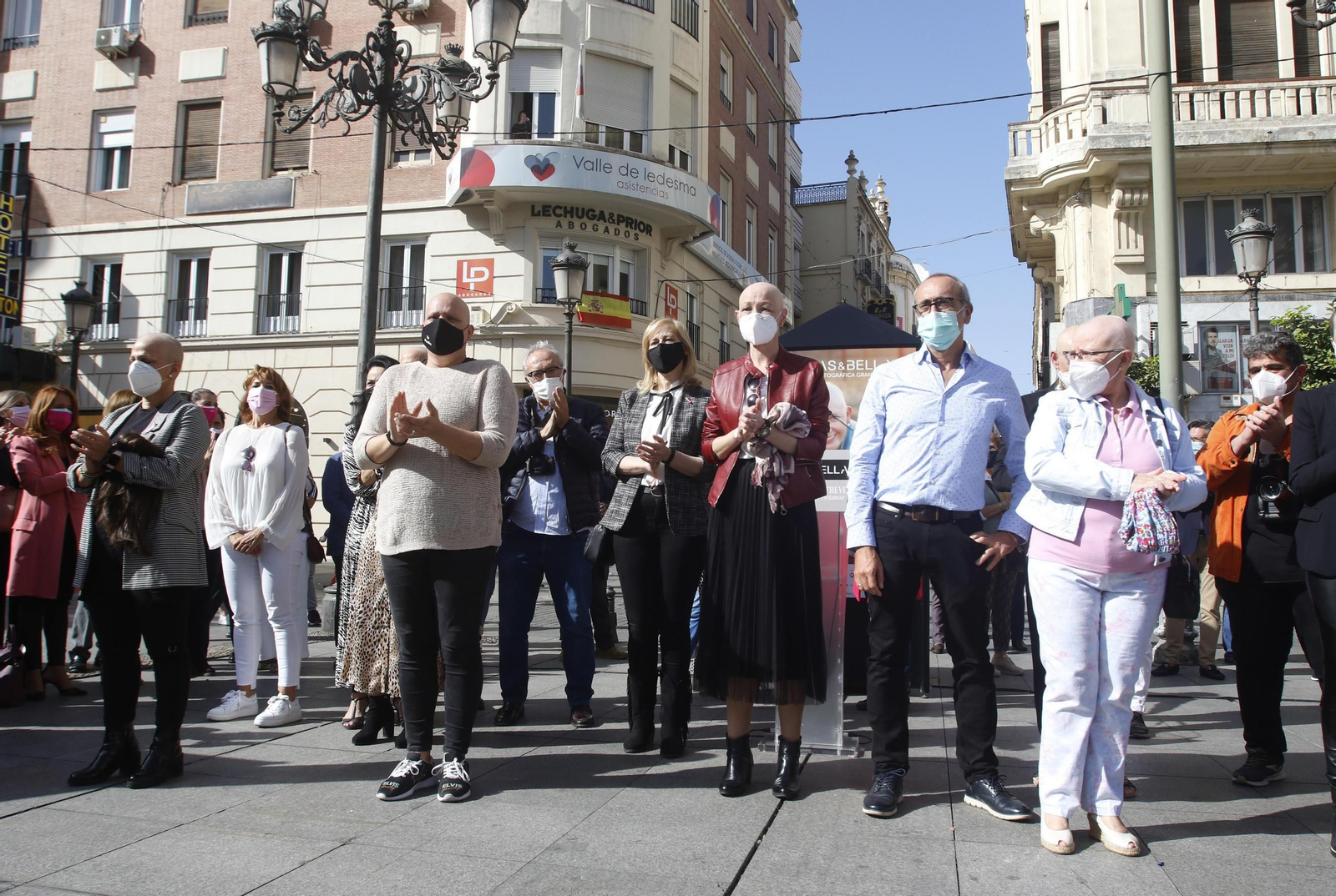 La celebración del Día Contra el Cáncer de Mama en Córdoba, en fotografías