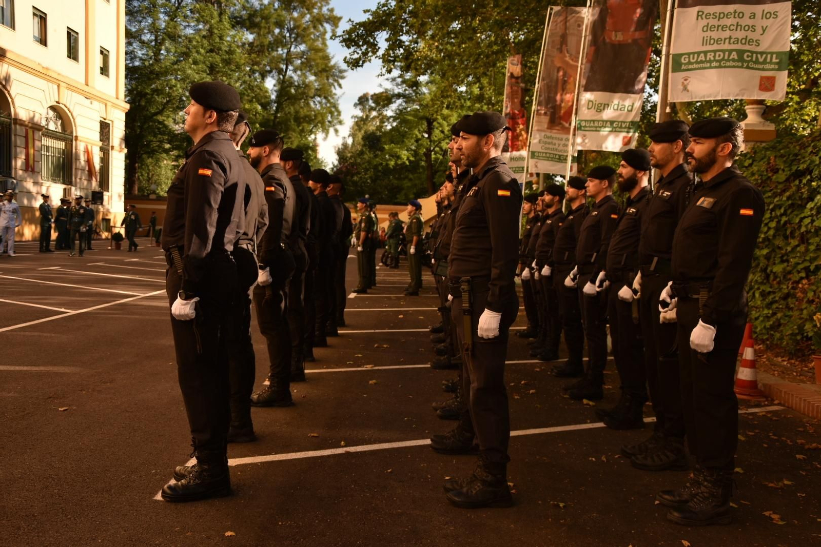 La Guardia Civil celebra en Sevilla su 179 aniversario