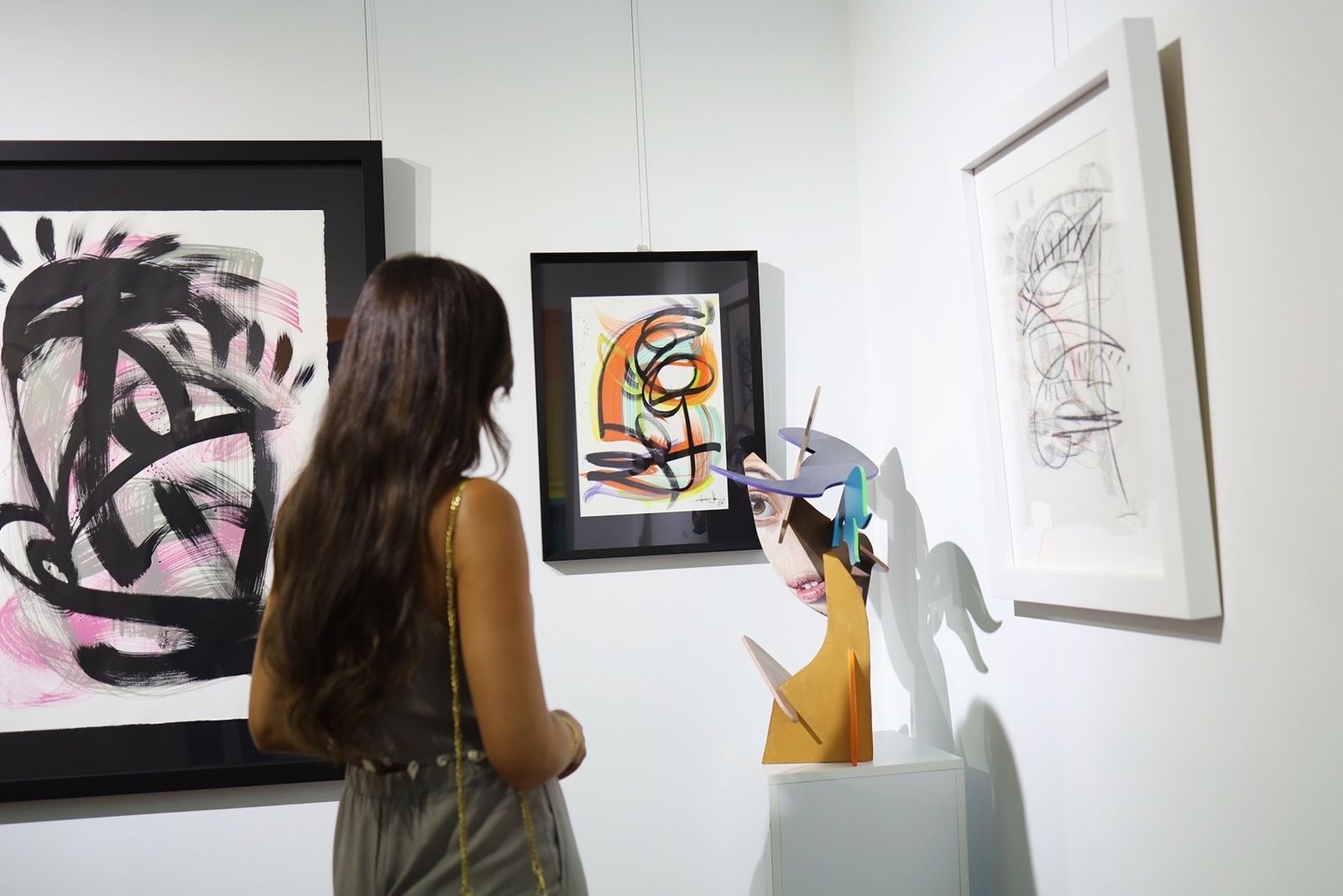 Así es Rampa: la nueva galería de arte contemporáneo con obras de Belin en el centro de Linares