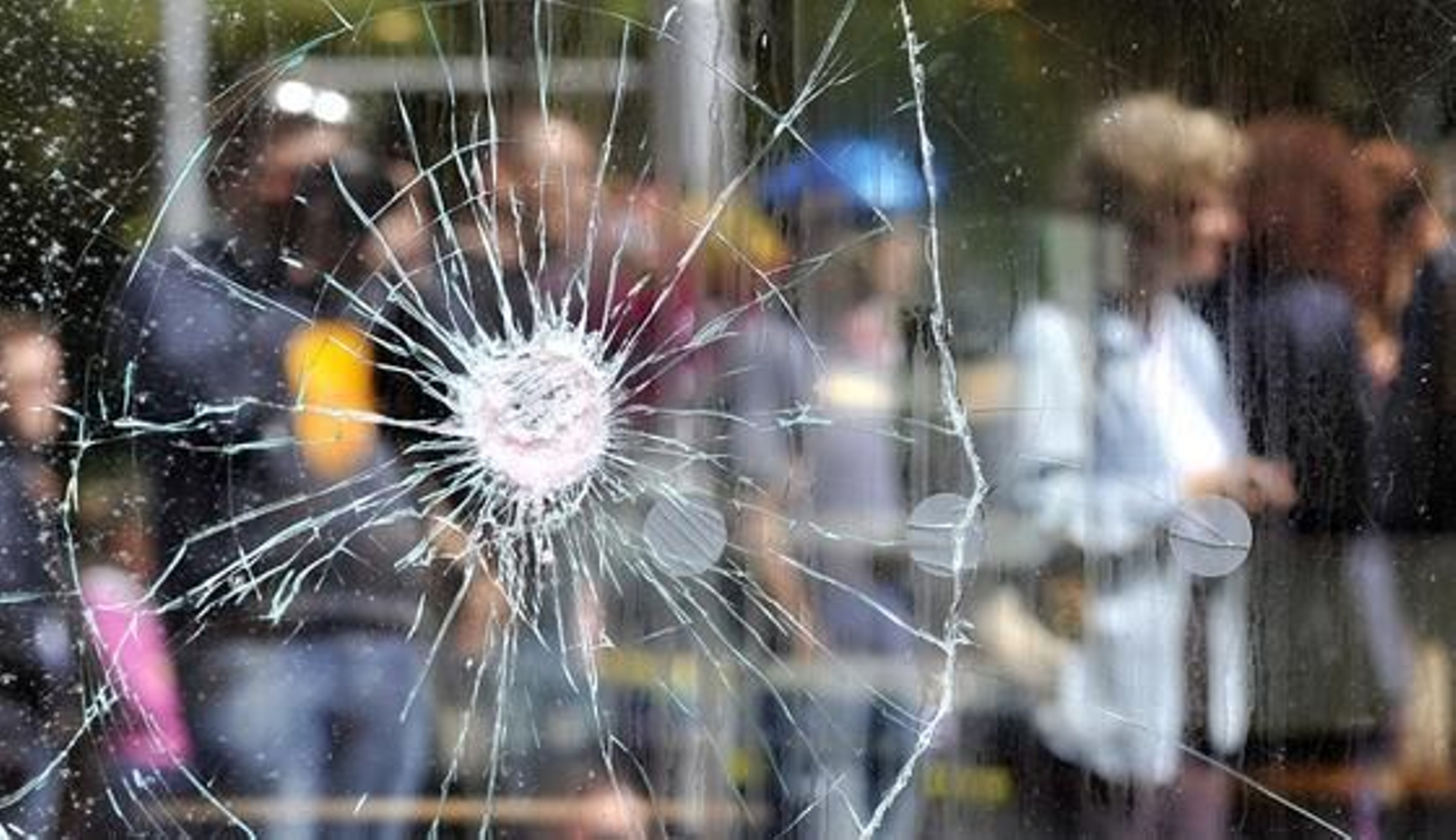 Los disturbios se propagan por diversos barrios de Londres y otras ciudades como Manchester, Birmingham y Liverpool.

Foto: Efe