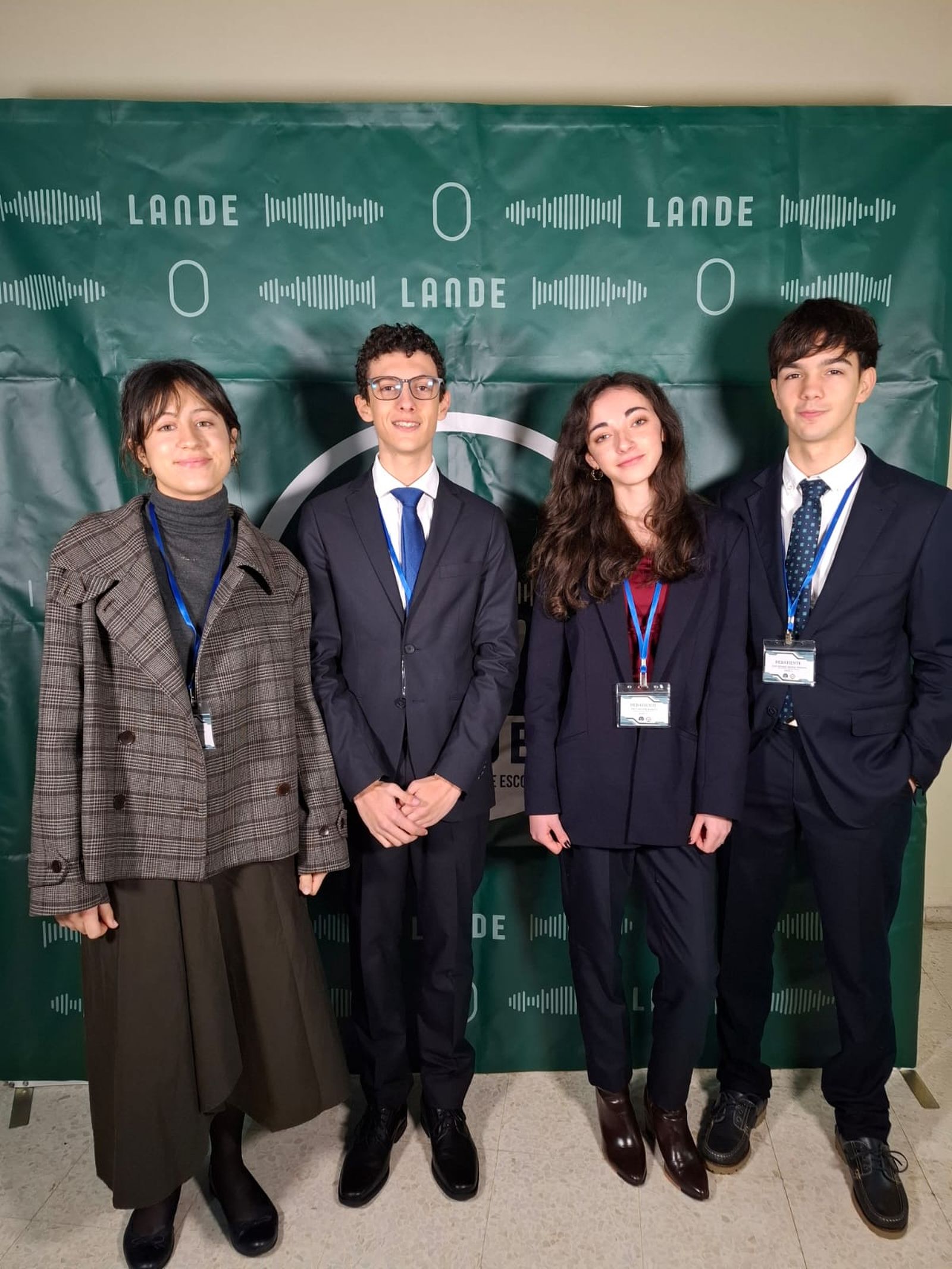 Las imágenes del torneo de la Liga Andaluza de Debate Escolar en el Liceo de San Fernando