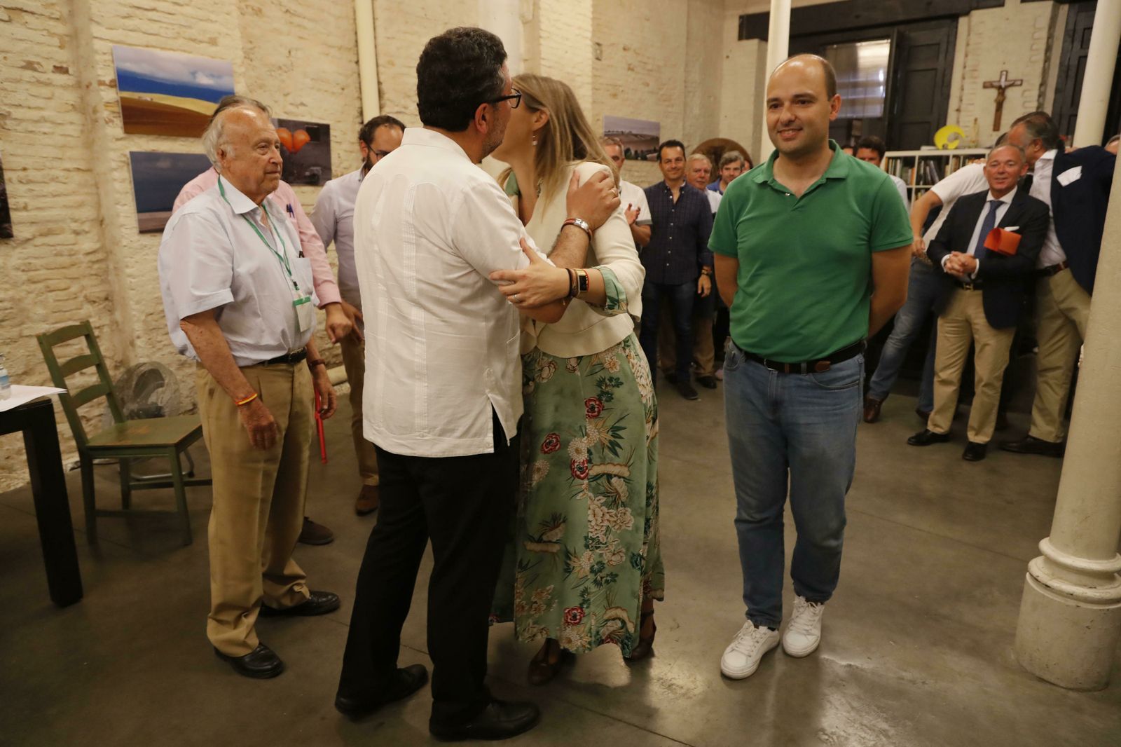 Vox celebra su entrada en el Ayuntamiento de Sevilla