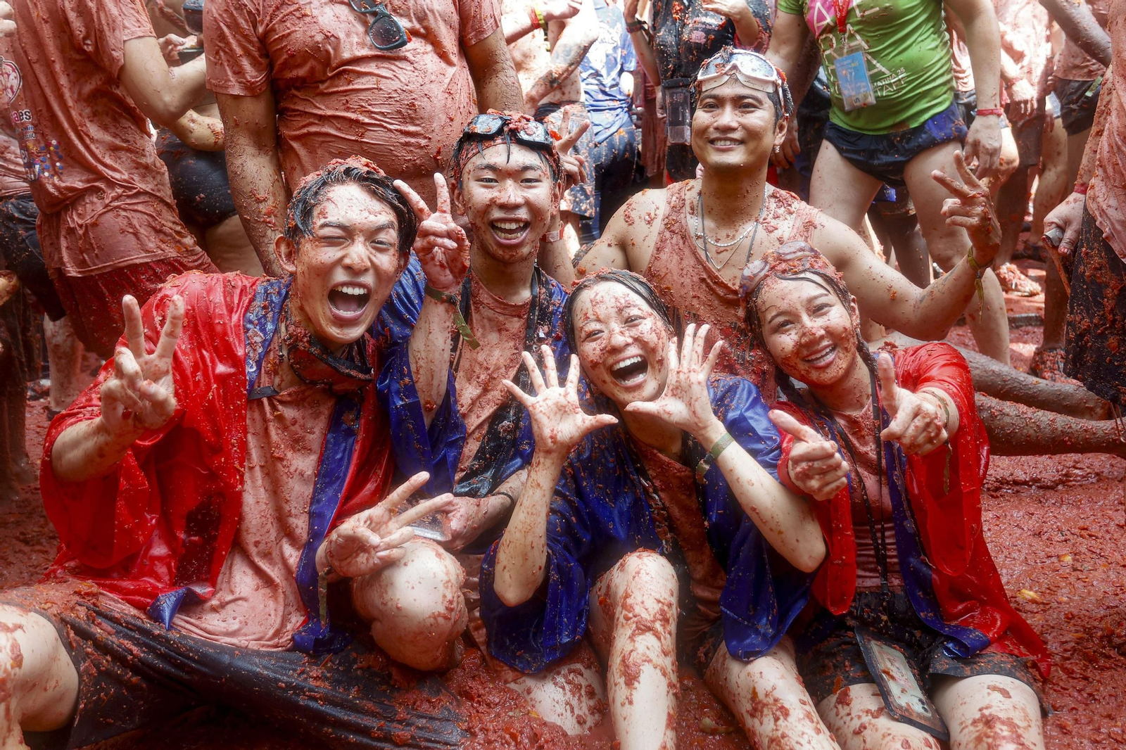 Las mejores fotos de la Tomatina de Buñuel 2025