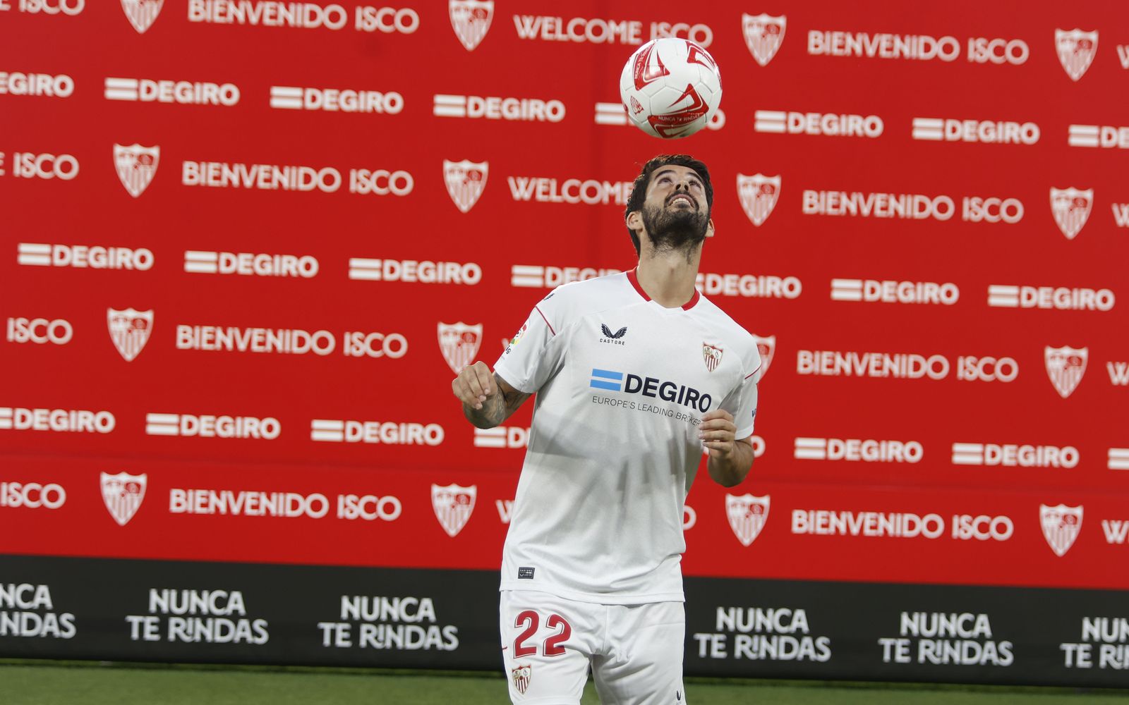 Las imágenes de la presentación de Isco en el Sánchez Pizjuán
