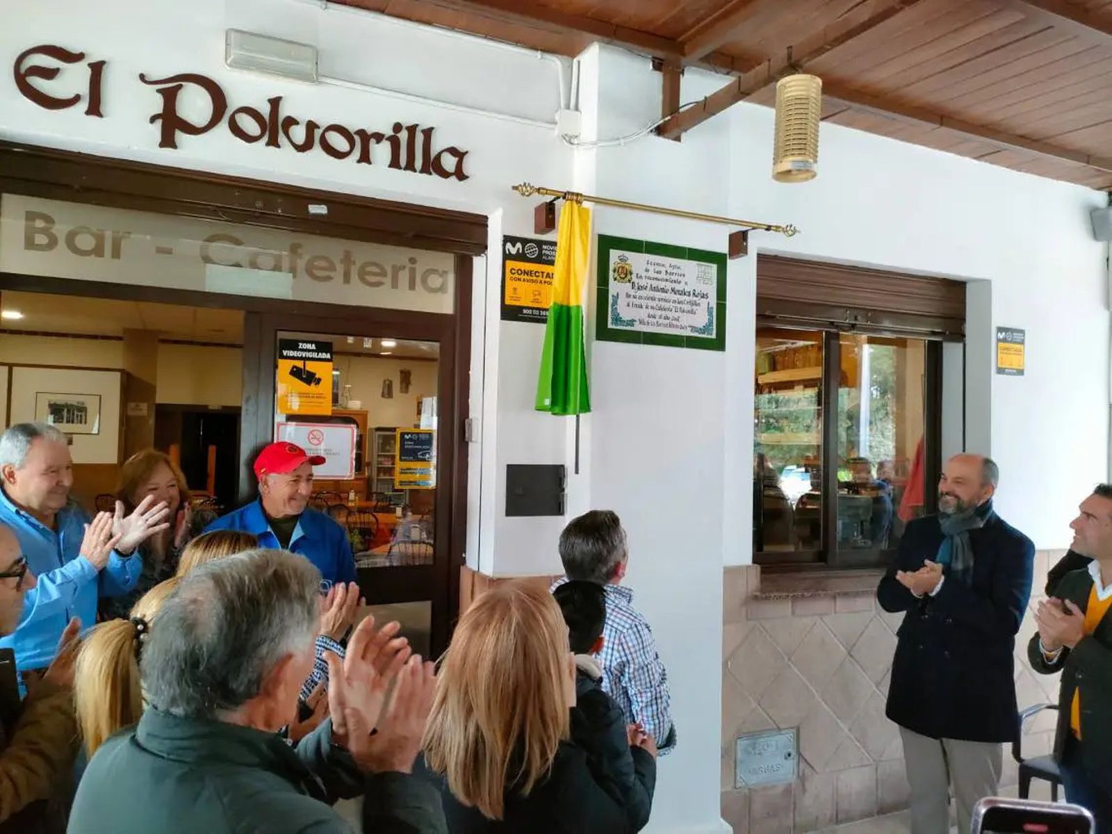 Reconocimiento a la cafetería El Polvorilla de Los Cortijillos.