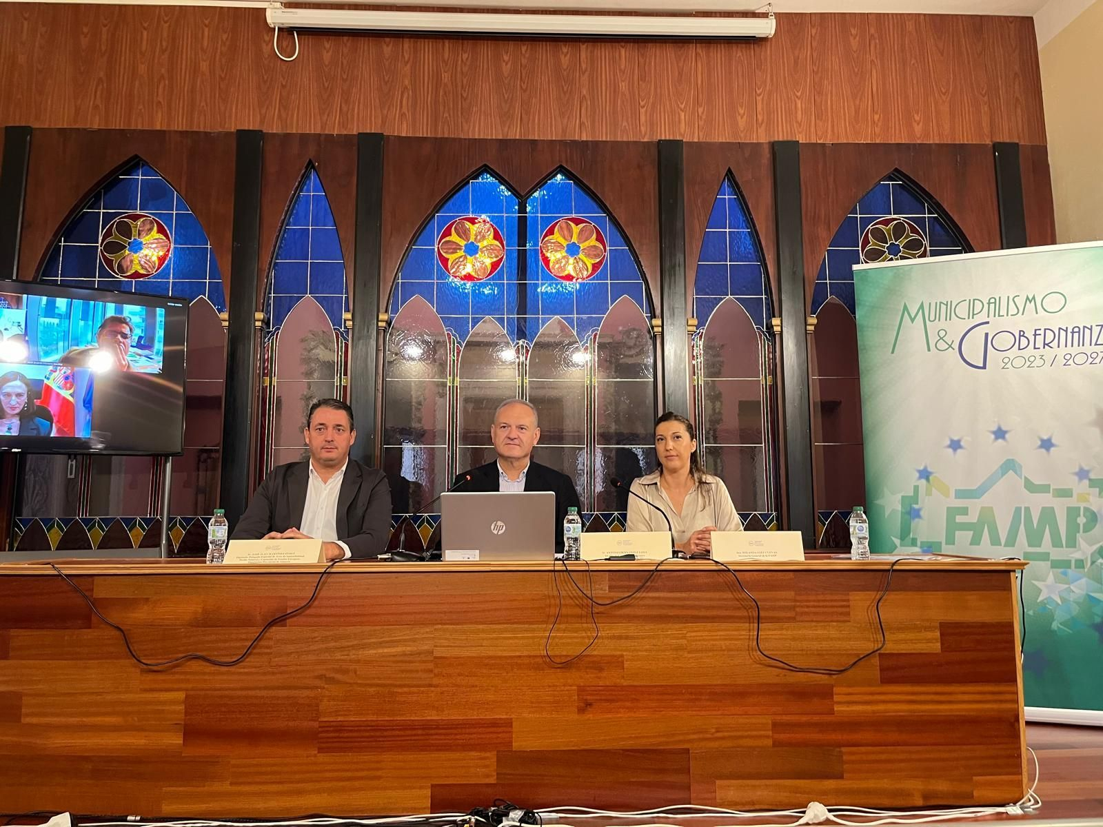 Momento del foro celebrado en Cuevas.