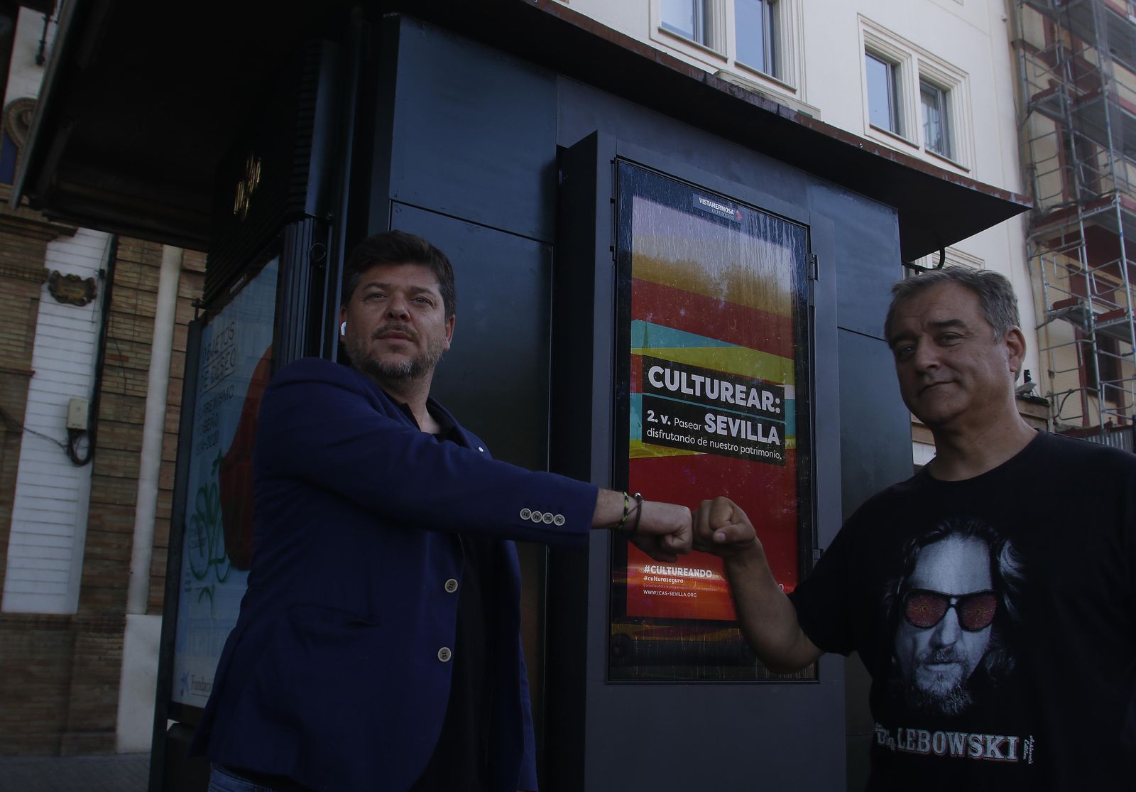 David Domínguez Romero, CEO de Creativity y socio fundador de Vistahermosa Outdoors, y Rafael García Urbano, presidente de la Asociación de Quiosqueros, Hispalis.