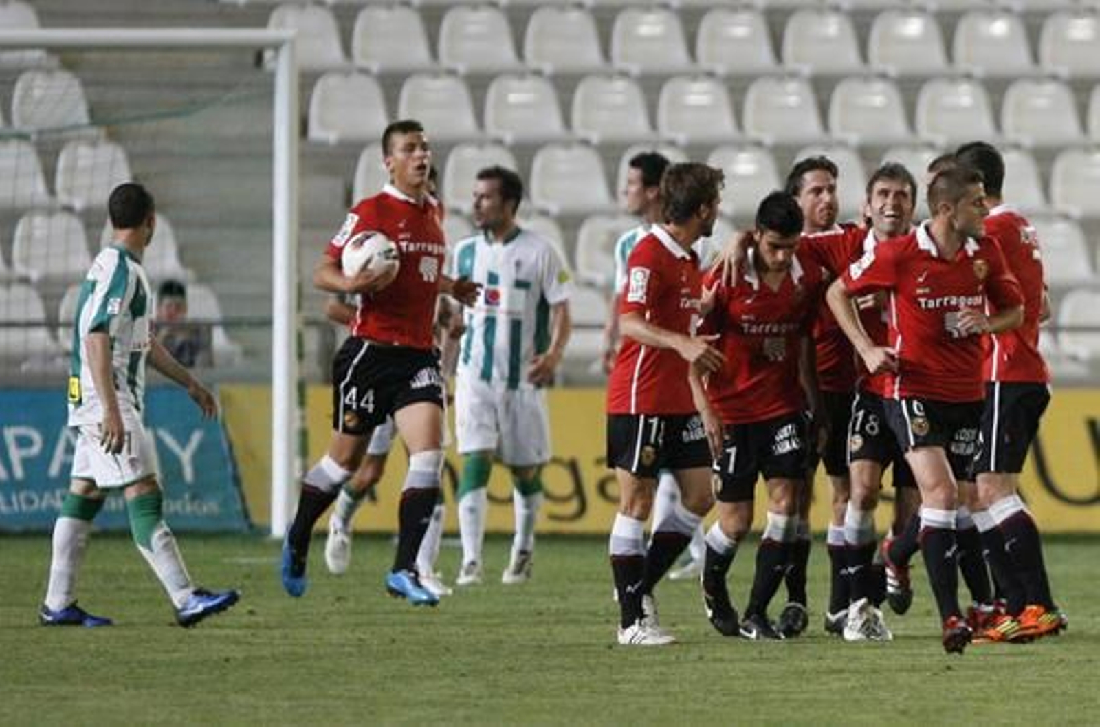 Las imágenes del Córdoba-Nástic