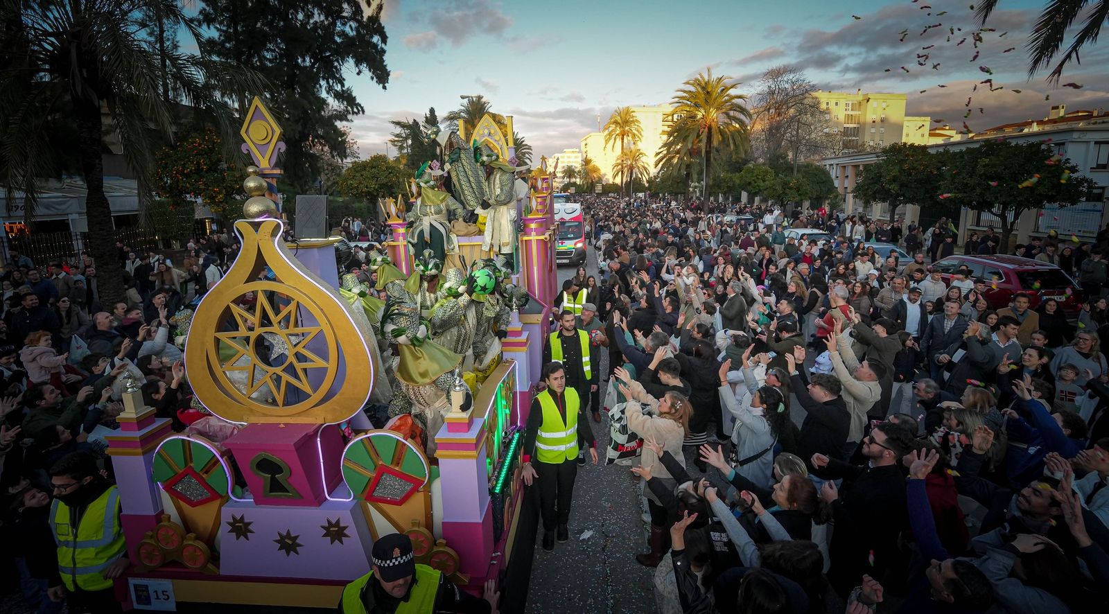 Imágenes de la cabalgata de Reyes Magos en Jerez
