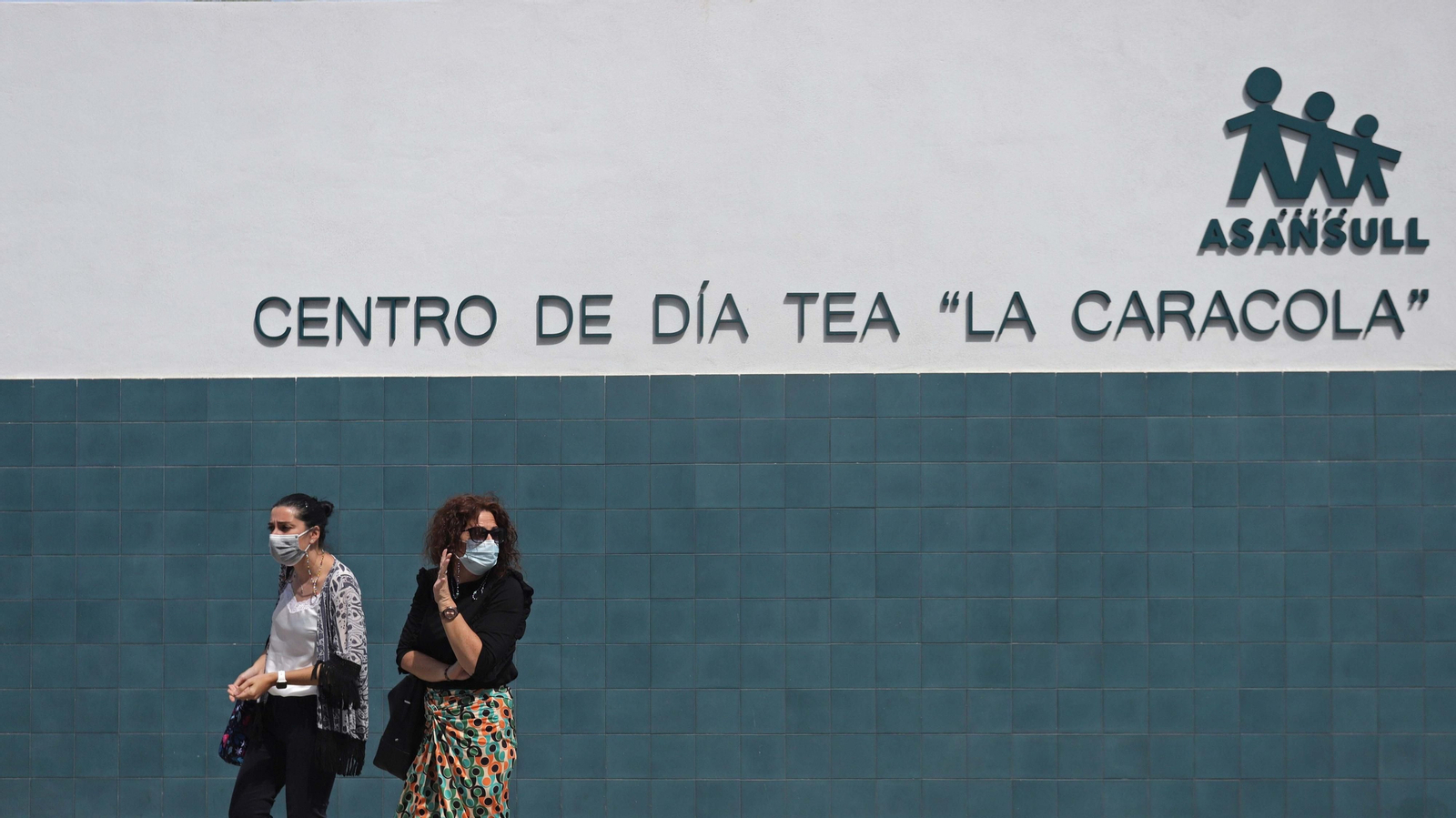 Fotos del nuevo centro de día Tea 'La Caracola' de Asansull en Palmones
