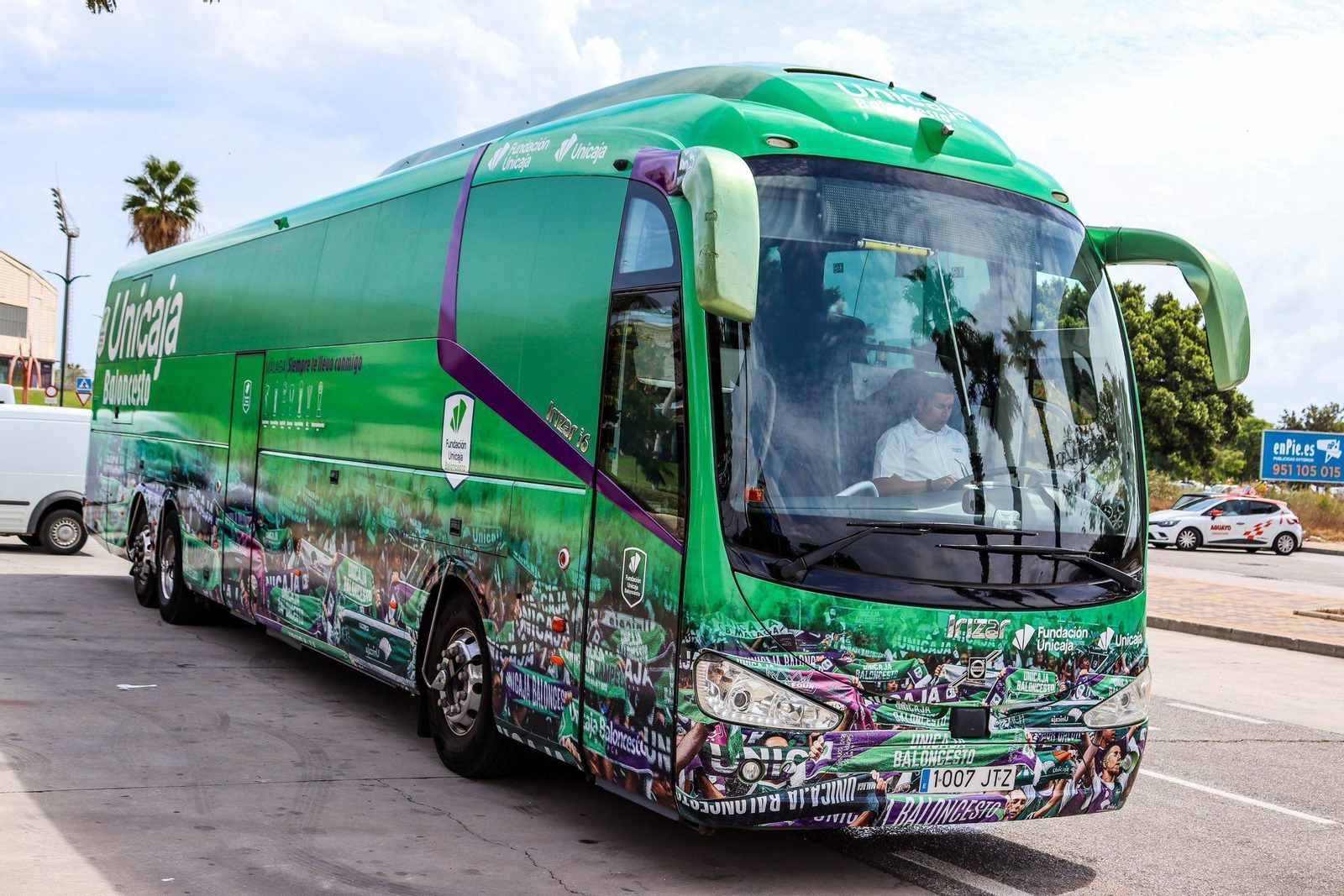 El Unicaja se va a Murcia en un nuevo autobús El Unicaja se va a Murcia en un nuevo autobús