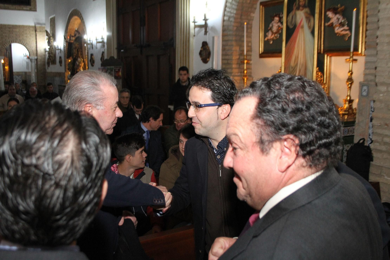 Imágenes de la Presentación del cartel del Vía Crucis de Pasión en las Agustinas