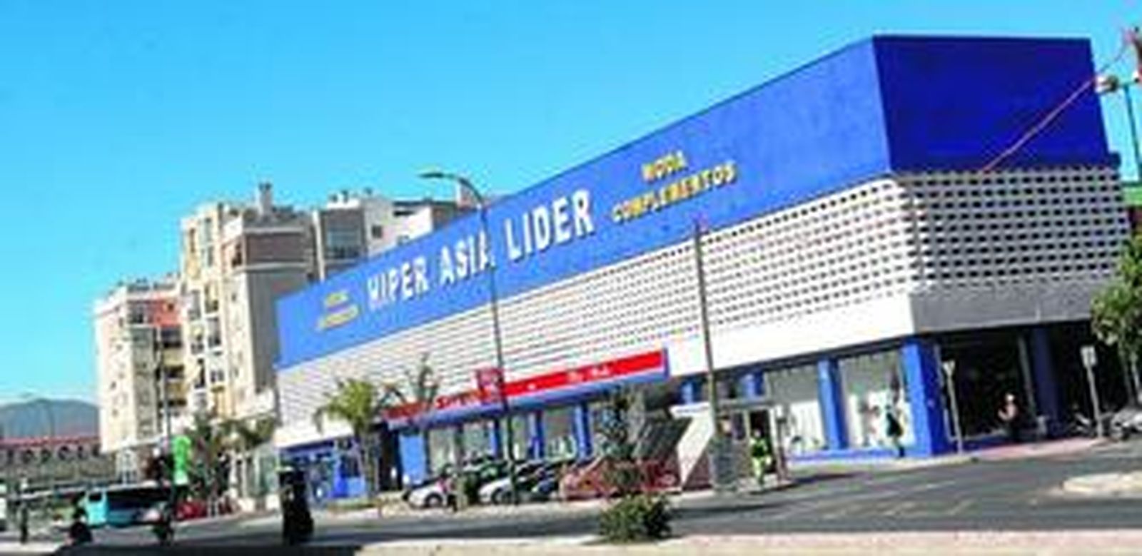 Carretera de Cádiz, la pequeña 'Chinatown'