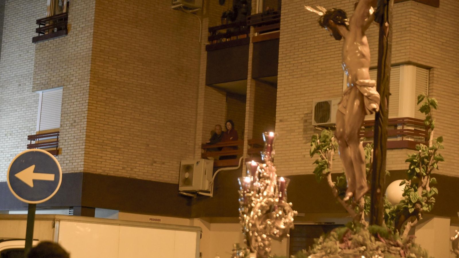 Fotogalería: Vía Crucis Hermandad de la Sagrada Lanzada 2025