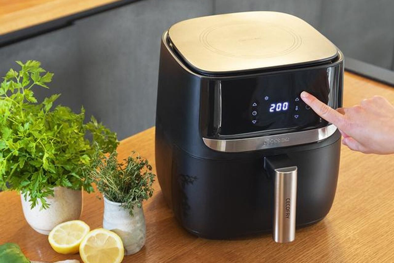 Consigue la mejor freidora sin aceite de Cecotec ¡un 50% más barata!