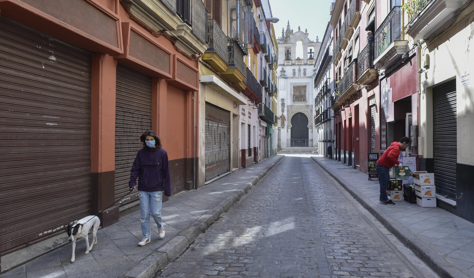 Las imágenes del estado de alarma en Sevilla