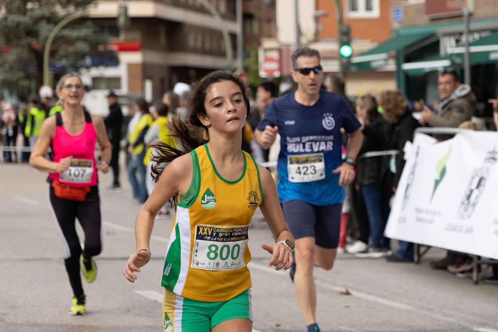 Atletismo por la paz y la integración en la XXV Carrera y Caminata del IES Santa Catalina de Alejandría (II)