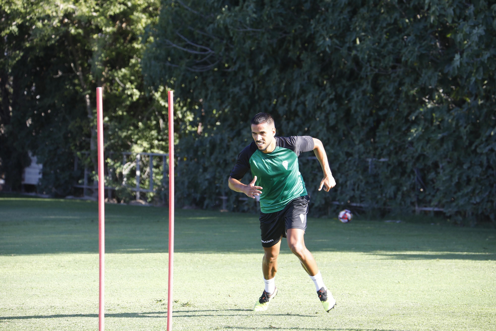 El primer entrenamiento de Recio con el Córdoba CF, en imágenes