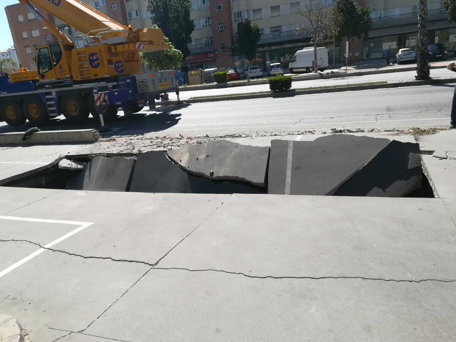 Las fotos del socavón en la Avenida de Velázquez