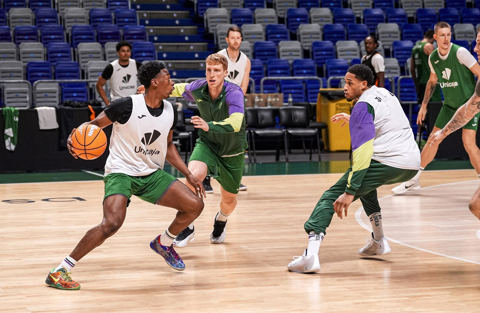 El Unicaja, con todos para preparar el duelo ante Burgos