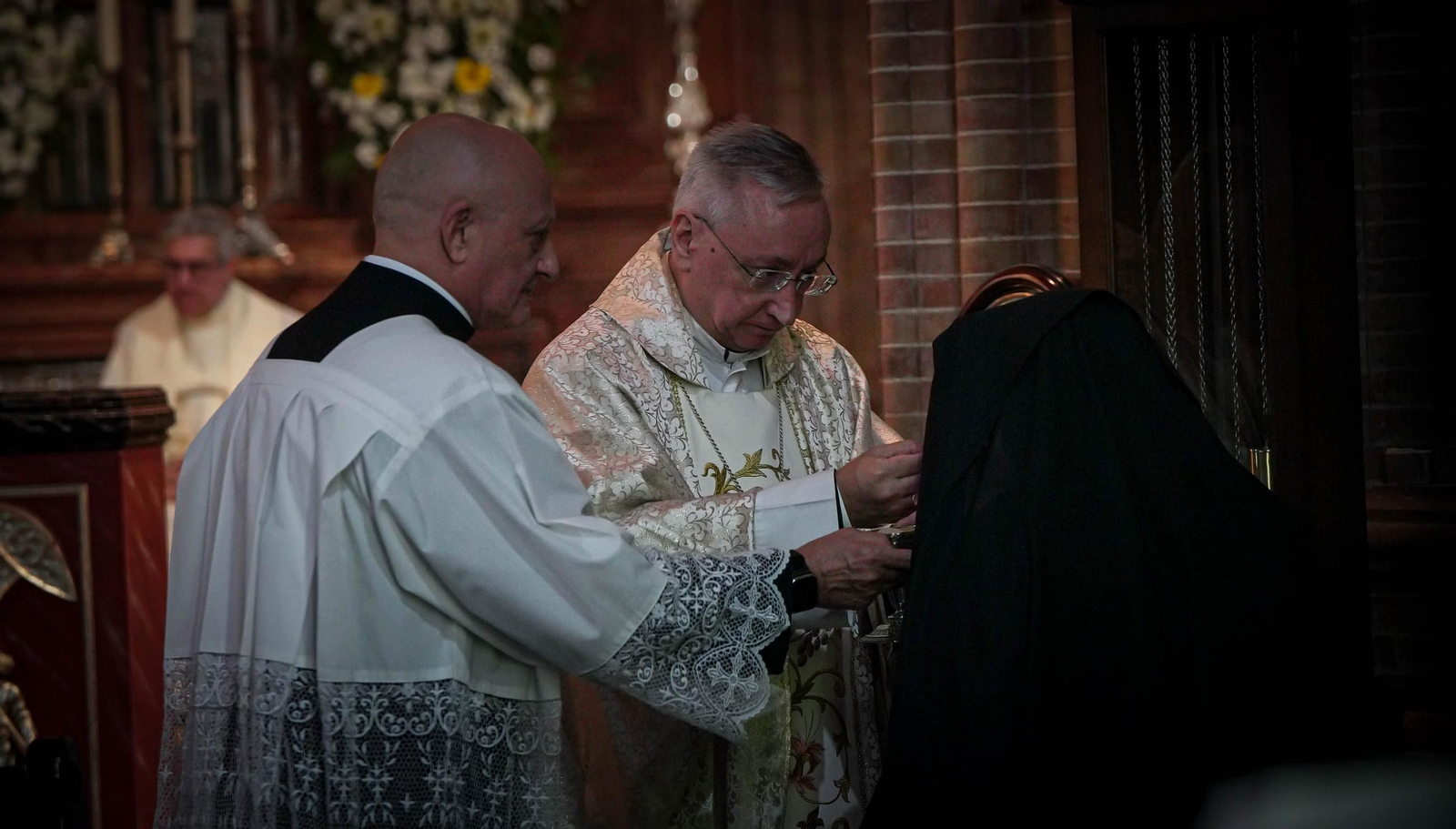Imágenes de la despedida de las Esclavas de Santísimo Sacramento de Jerez