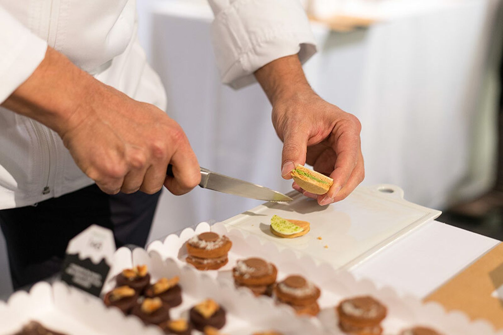 La Escuela de Hostelería de Sevilla acoge la final del IV Premio a la Mejor Pasta de Té Artesana de España.