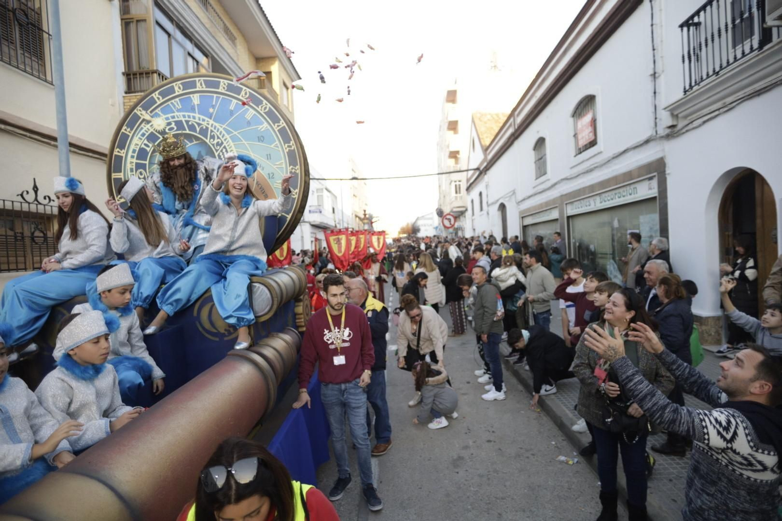 La cabalgata los Reyes Magos de Chiclana, en imágenes