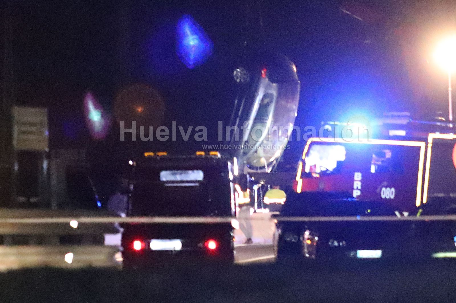 Encuentran los cuerpos de Enrique y Paqui en el acceso al espigón de Huelva, en imágenes