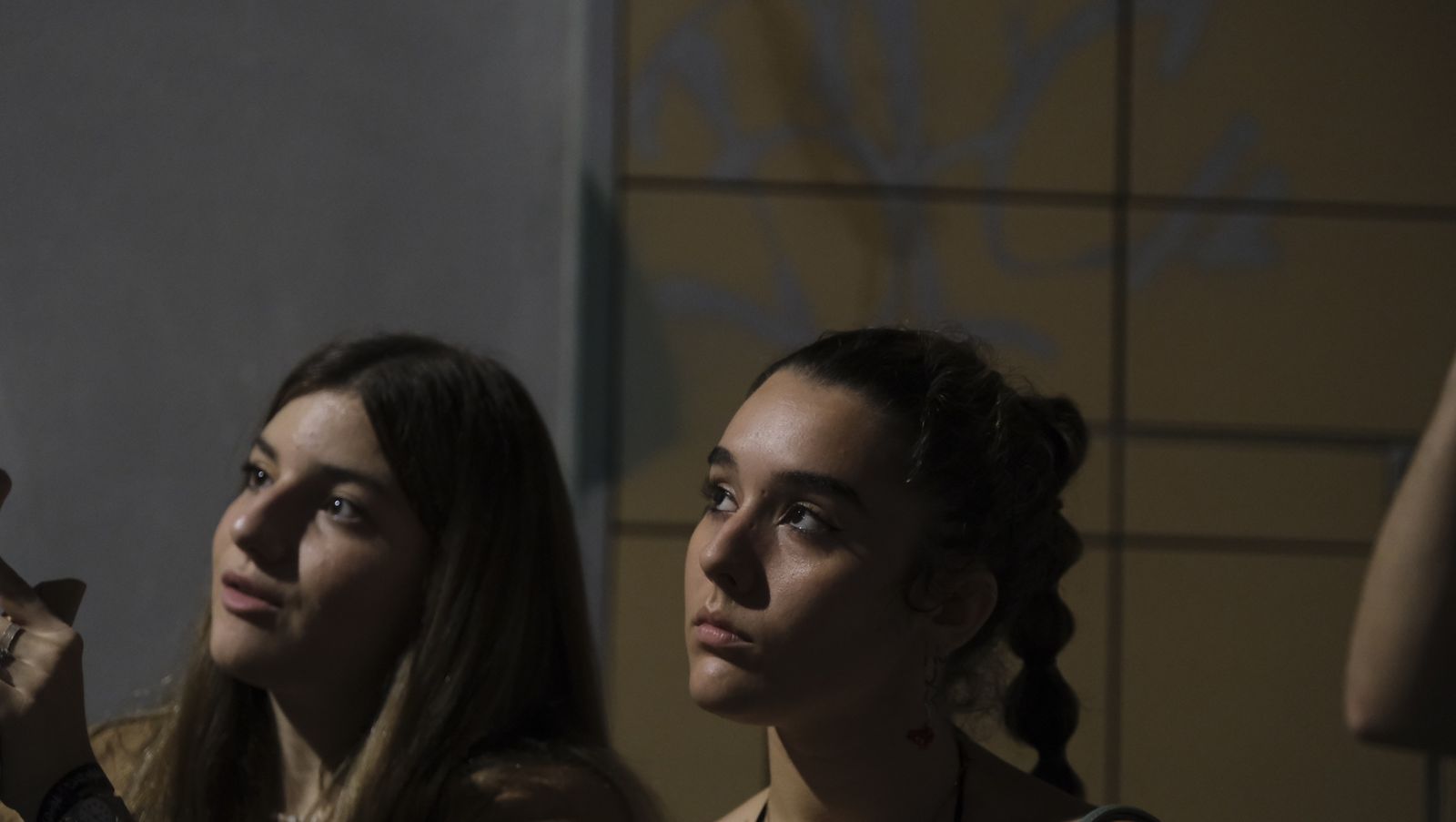 Imágenes de La Magna por las calles de Almería