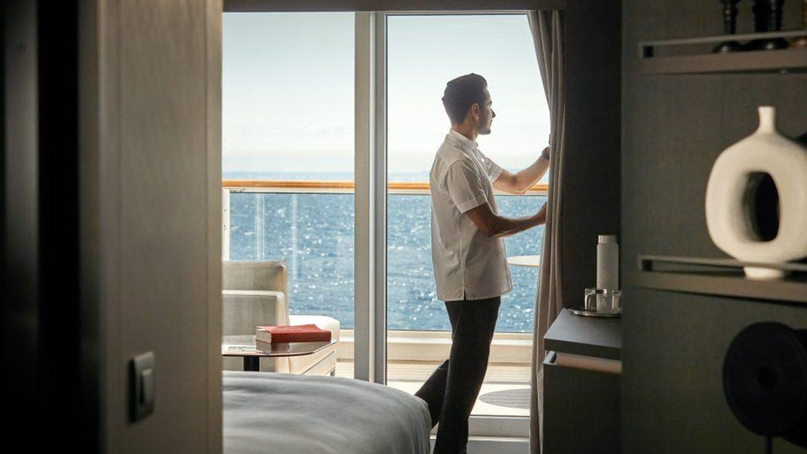 Una de las cabinas del Explora II