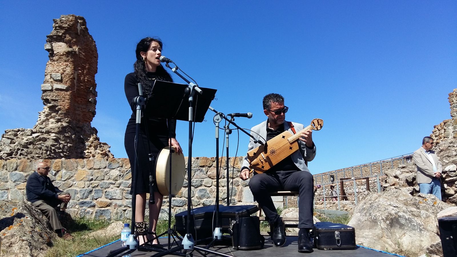José luis Pastor y Ángeles Núñez durante la inauguración del castillo de Aracena