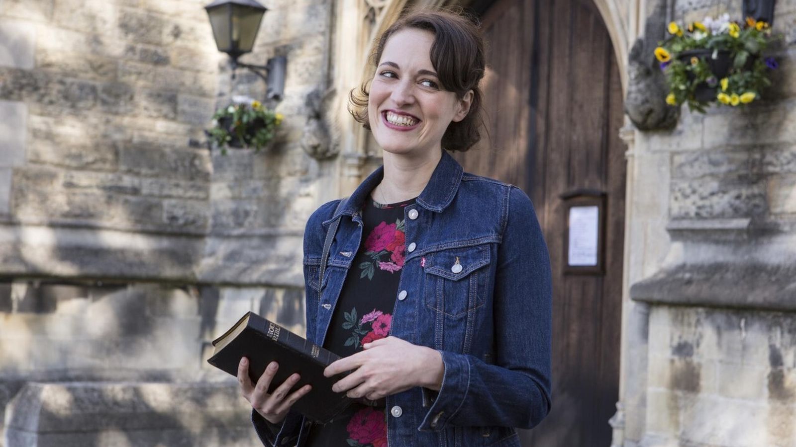 Phoebe en su visceral personaje