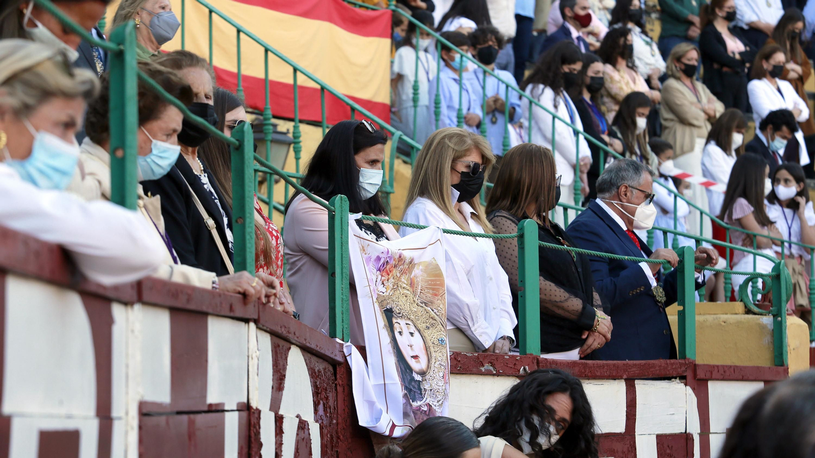 Imágenes de la Misa de Pentecostés en la Plaza de Toros de Jerez