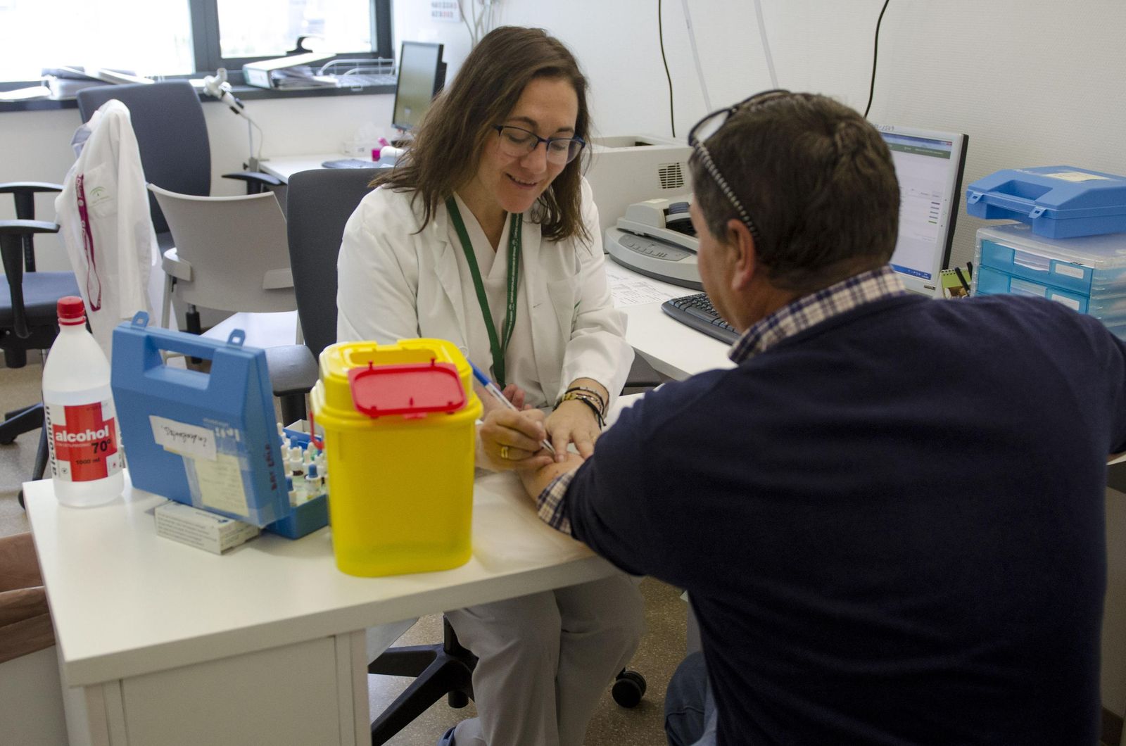 Los médicos de Atención Primaria de los centros de salud ya notan un incremento de pacientes que acuden por síntomas.