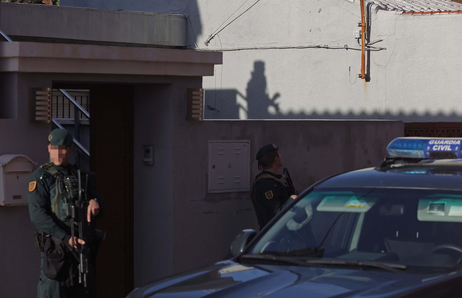 Fotos de los registros de la Guardia Civil en Campamento