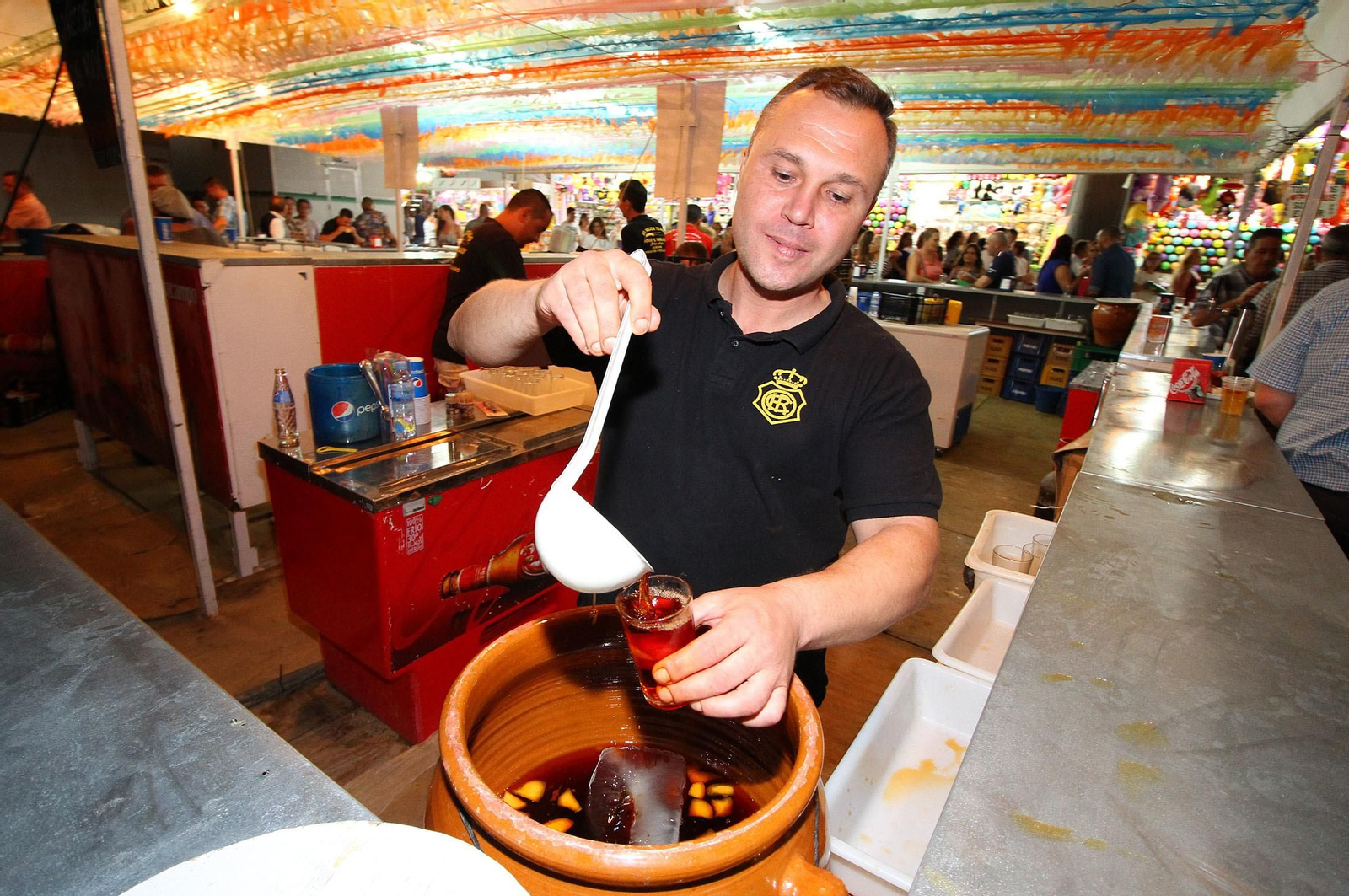 Imágenes de la inauguración oficial de las Fiestas Colombinas 2017.