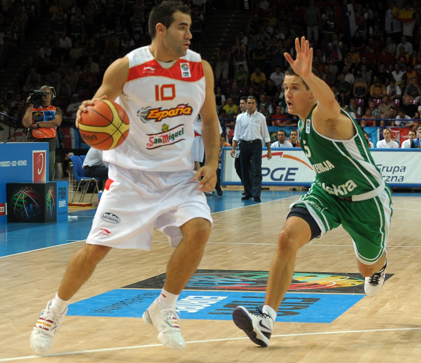 La carrera de Carlos Cabezas, en fotos