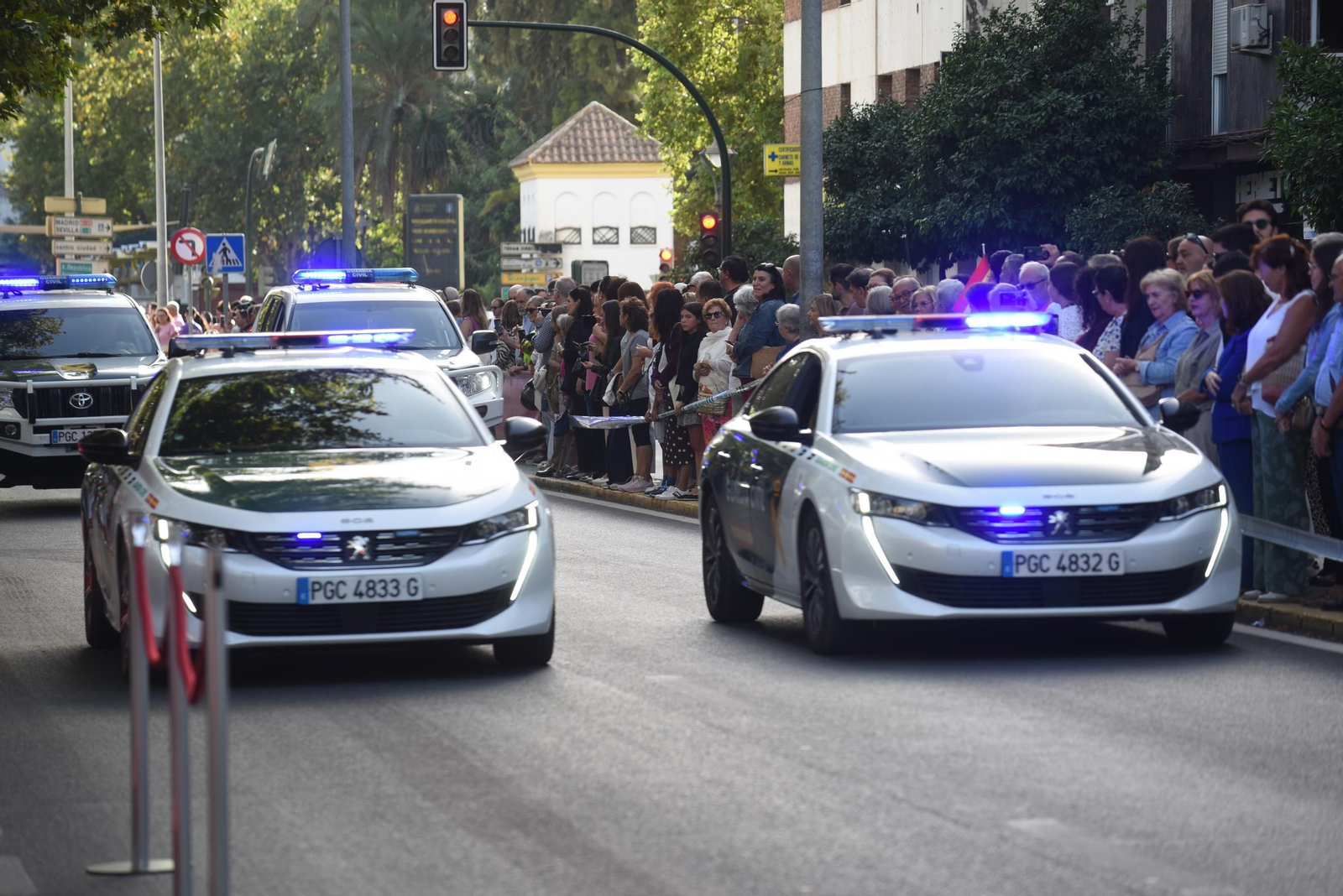 El desfile de la Guardia Civil de Córdoba por el día de la Virgen del Pilar