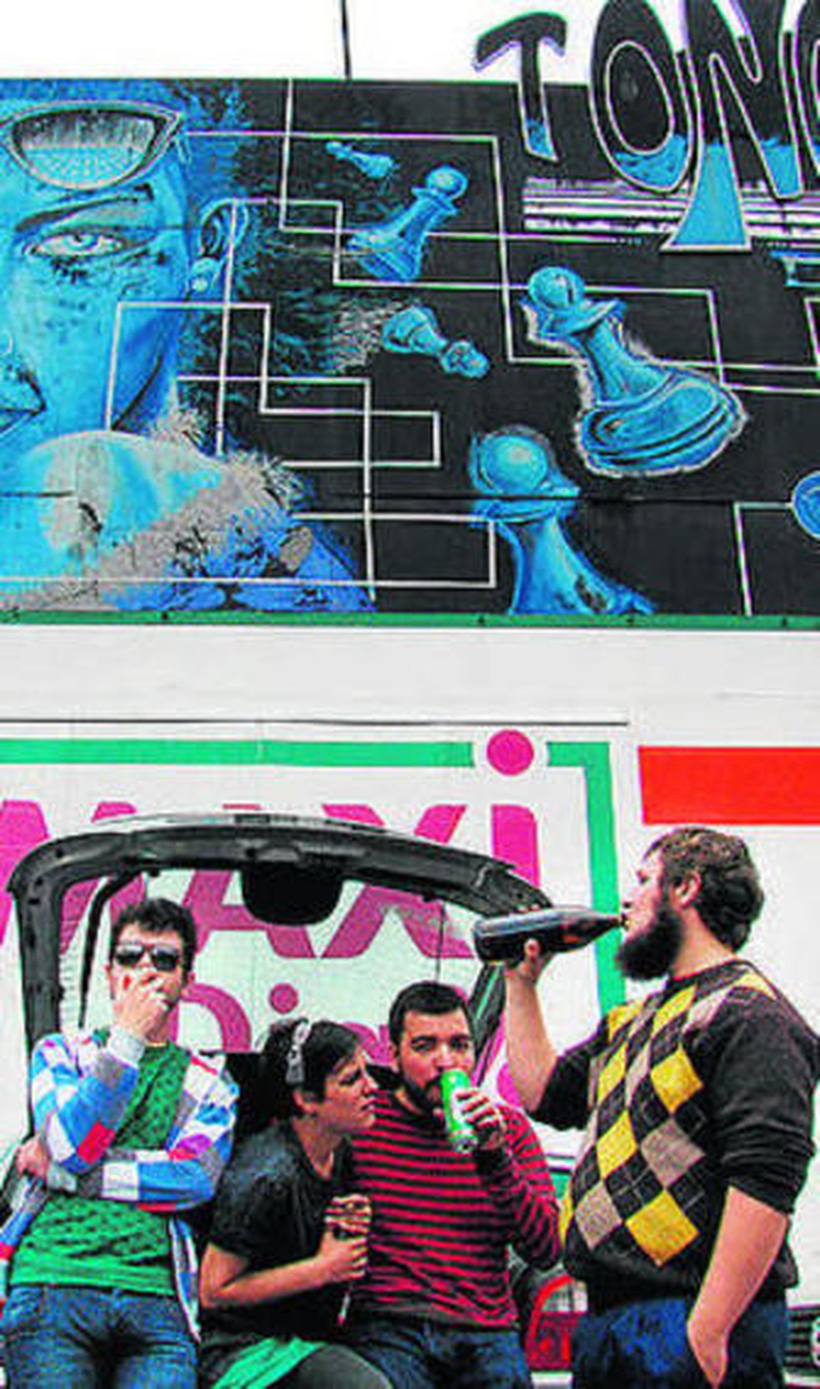 Triángulo de Amor Bizarro.