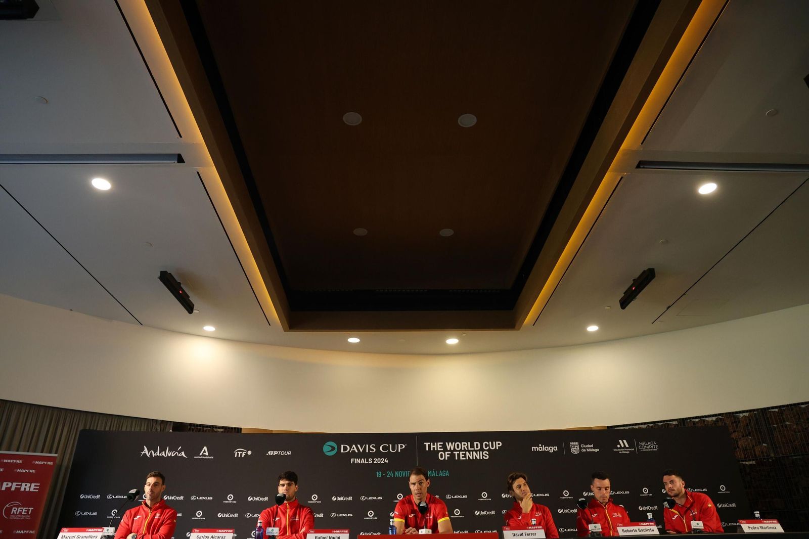 El equipo español en la rueda de prensa de la Copa Davis, en imágenes