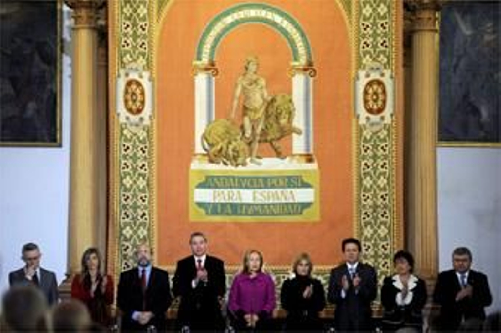 El Parlamento andaluz recuerda el Pacto de Antequera