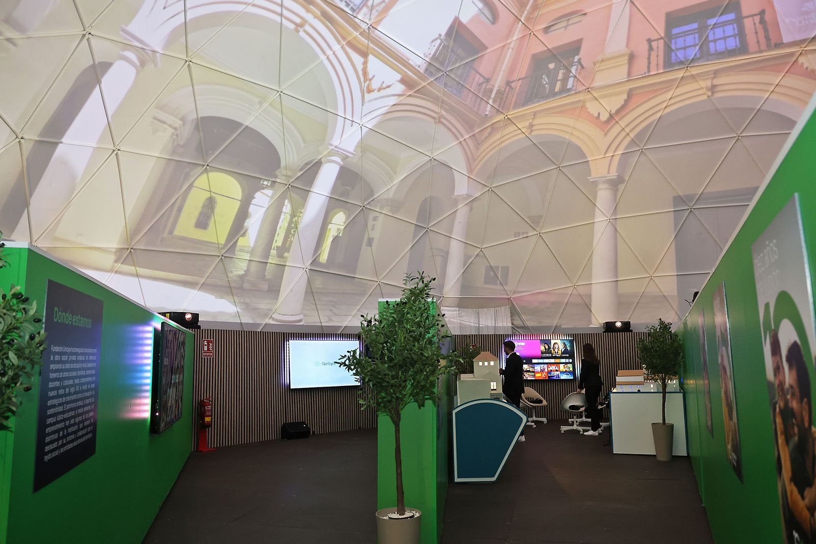 Imágenes de la Inauguración del Espacio Fundación Unicaja con motivo de la conmemoración de su décimo Aniversario