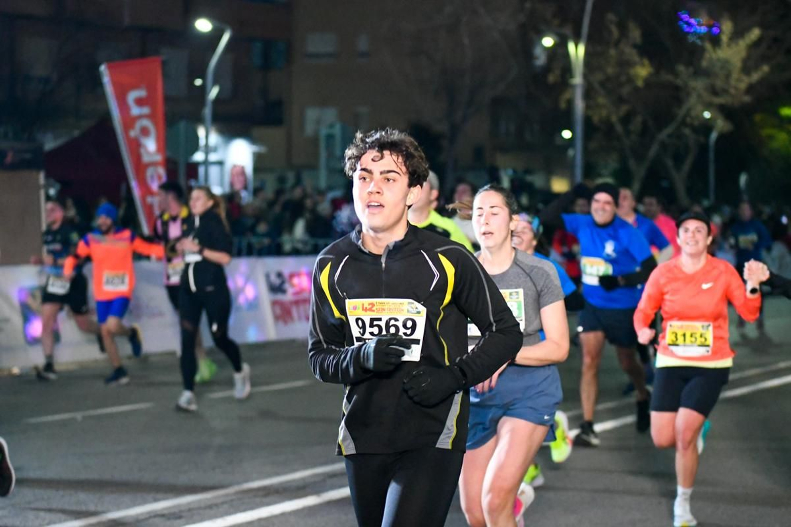 En imágenes: búscate en tu llegada a meta de la Carrera de San Antón 2025 (6)