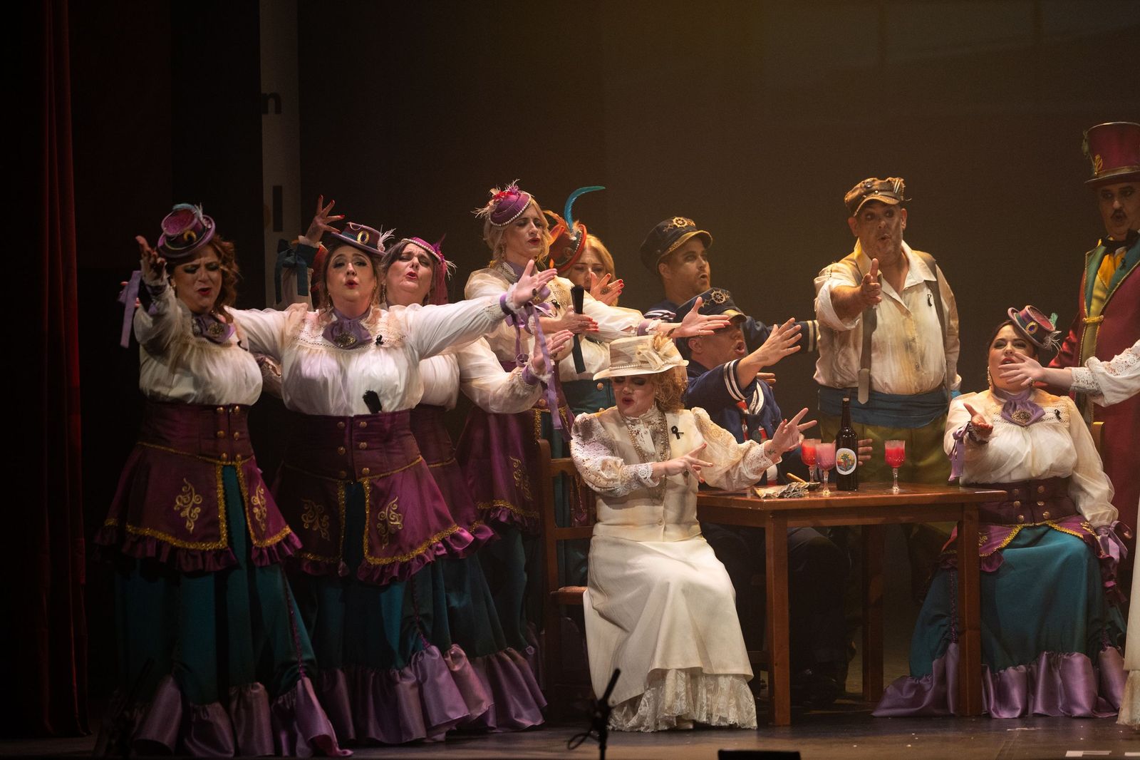 Búscate entre las mejores imágenes de la décima sesión de preliminares del COAC 2026