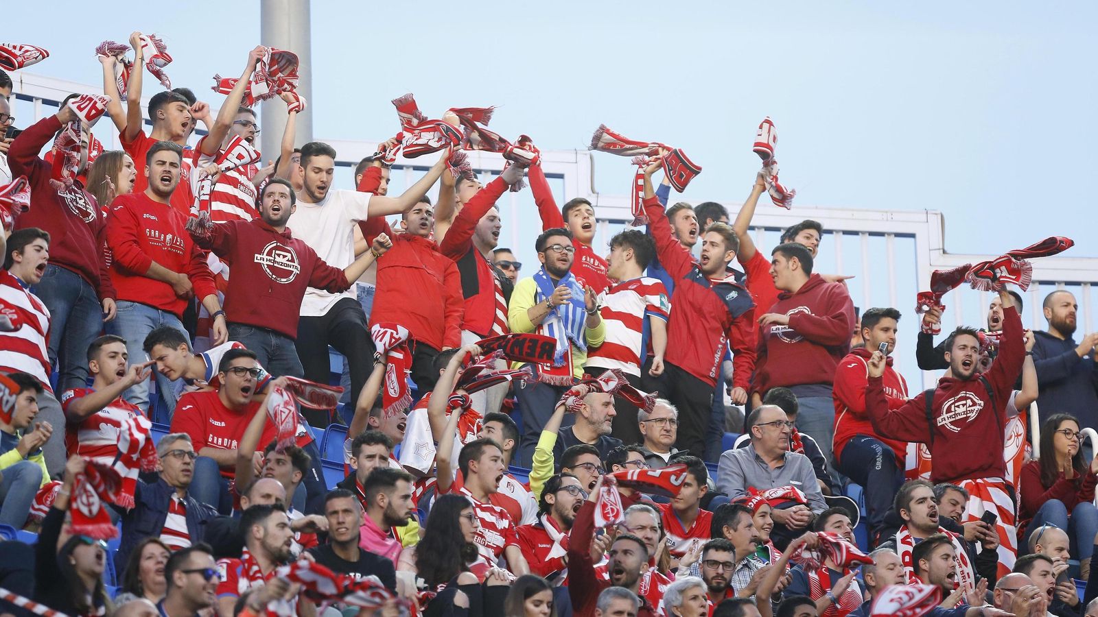 La afición rojiblanca se desplazó en masa hasta La Rosaleda hace cuatro años.
