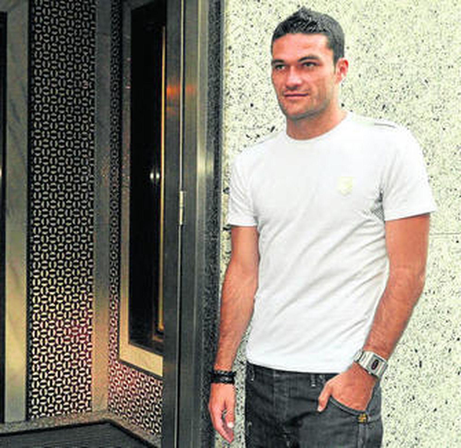 Jorge Molina, otra posibilidad de hacer caja