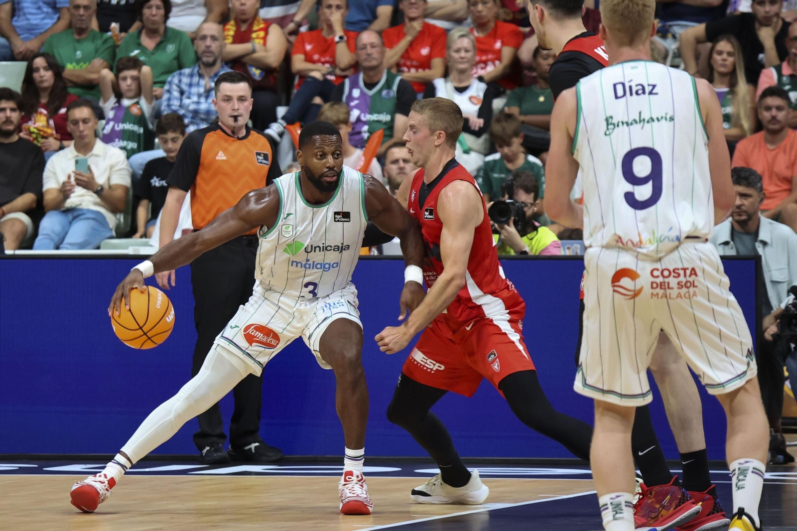 Melvin Ejim, sus cuatro años y seis títulos en Málaga