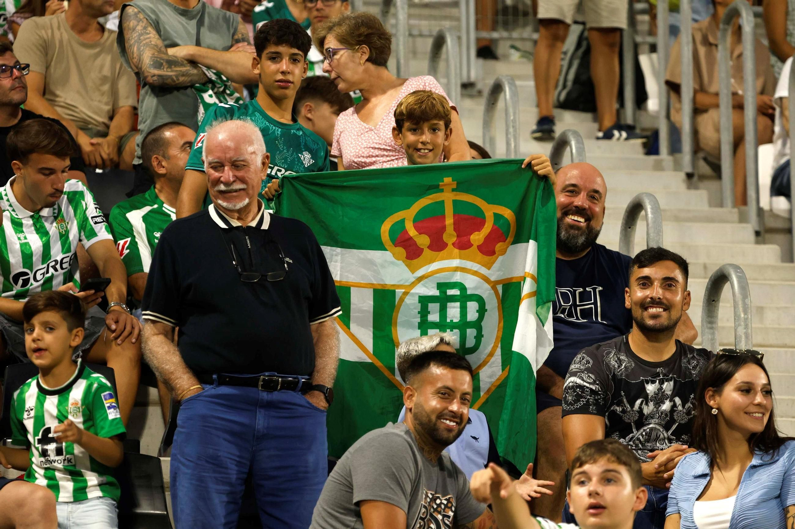 Las mejores fotos del Betis-Como