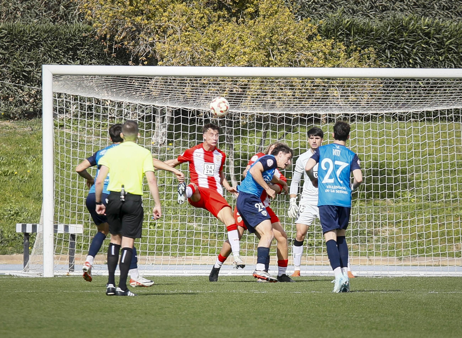 Imágenes del partido entre Almeria B contra Villanovense de segunda RFEF