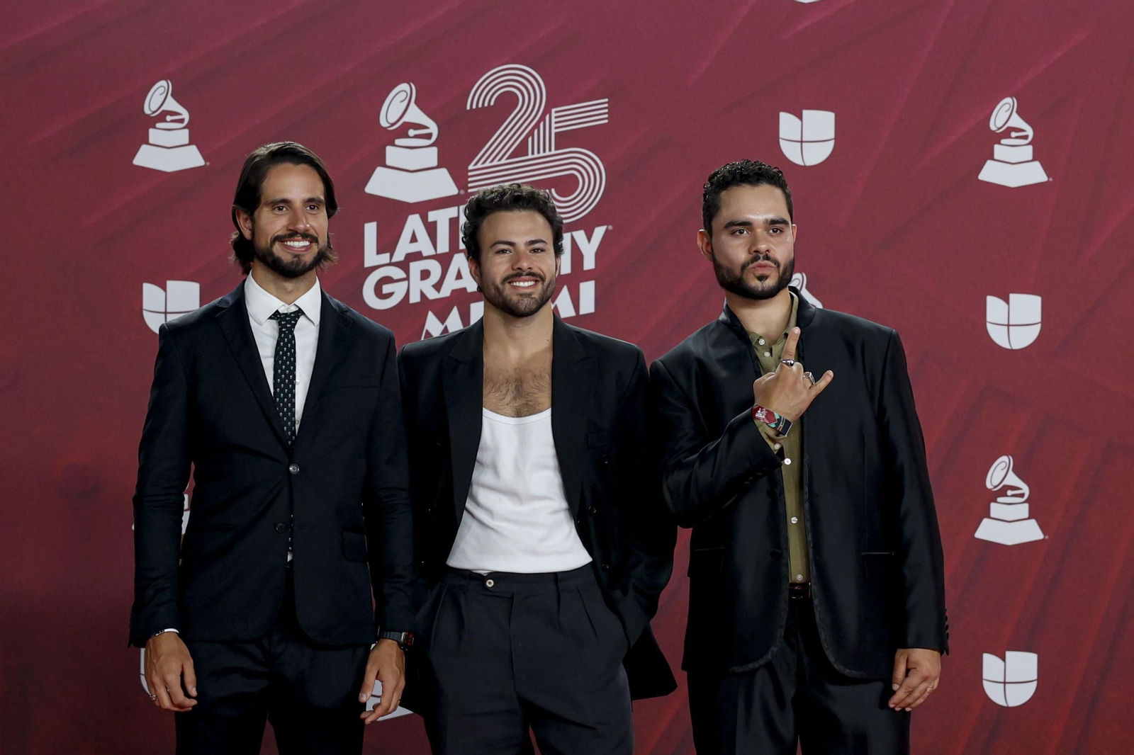 Todos los famosos, tendencias y curiosidades en la alfombra roja de la 25 edición de los Grammy Latinos